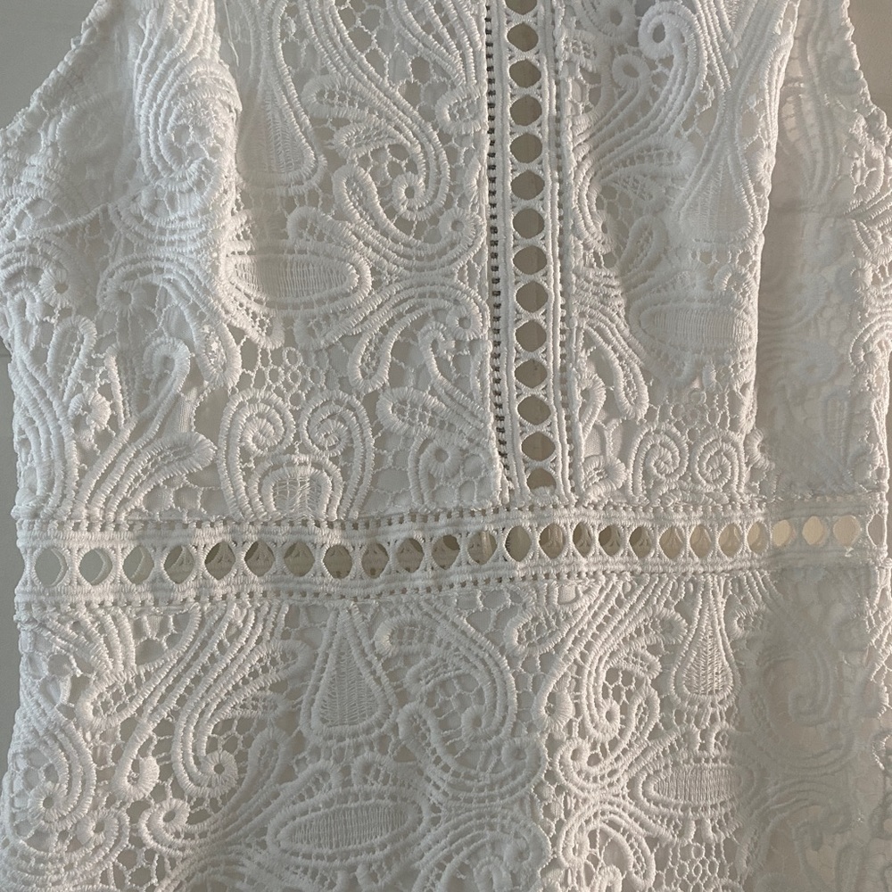 Lulu's White Crochet Lace Bodycon Mini Dress Size S Sleeveless Feminine Romantic - Picture 4 of 10